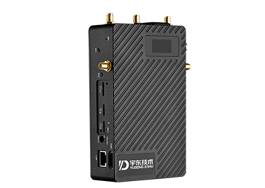 5G單兵圖傳2張SIM卡整機(jī)一體化設(shè)計，支持?jǐn)z像機(jī)的熱靴安裝，可與DV攝像機(jī)組合使用